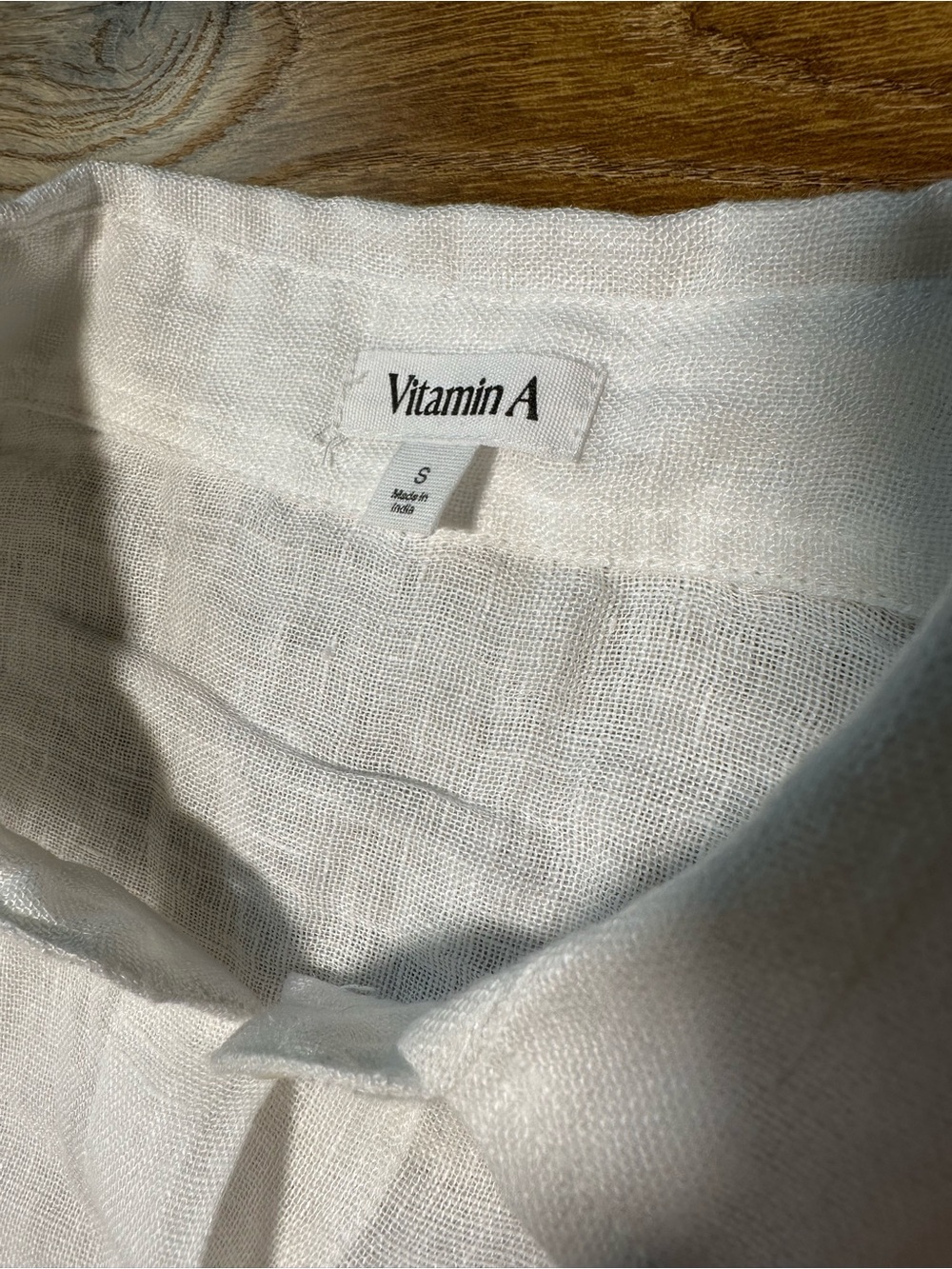 Vitamin A White 100% Linen Relaxed Button-Front Swim Coverup Small - Picture 6 of 13